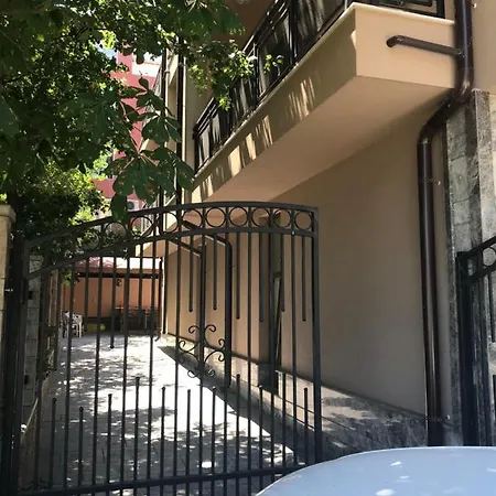 Anny Apartment *